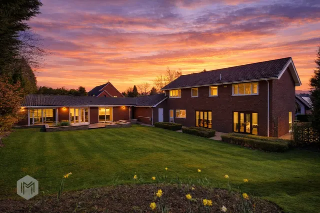 Northwold Drive, Bolton, BL1 5BH, photo 1