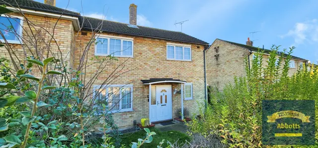 3 bedroom house, Thaxted Walk, Colchester, CO2