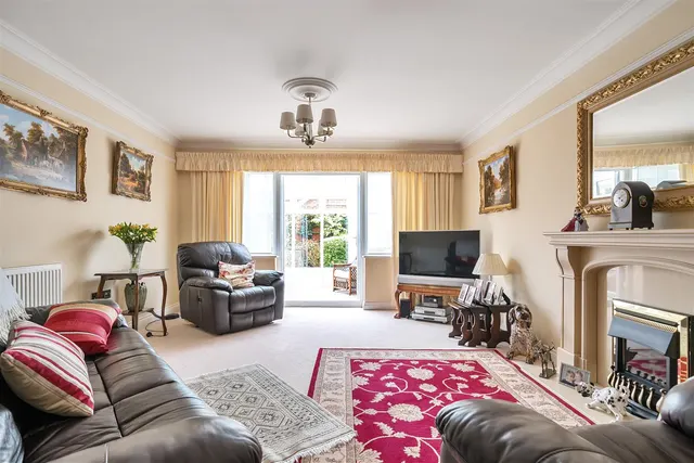 Fruitfields Close, Devizes, SN10, photo 3