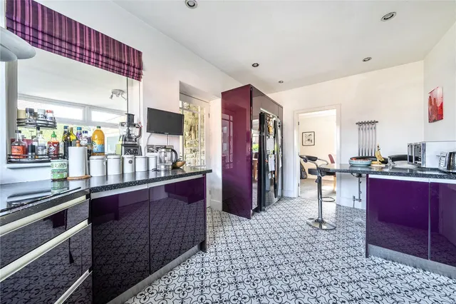Selby Road, Garforth, LS25, photo 3