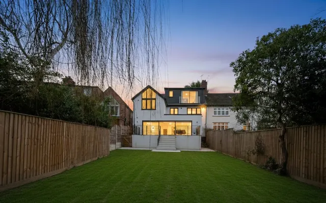 Heyes Lane, Alderley Edge, SK9, photo 3