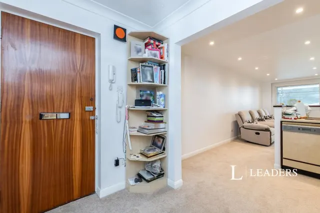Manor Road, Bournemouth, BH1, photo 3