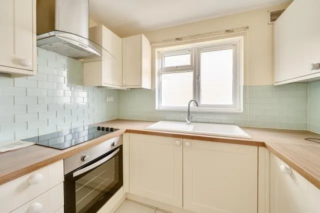 The Ridings, Kidlington, OX5, photo 2