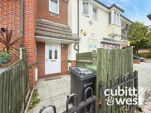 DEPOSIT ALTERNATIVE AVAILABLE Ludlow Road, Portsmouth, PO6, photo 2