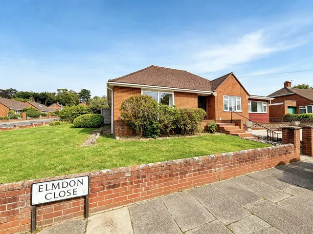 off Higher Kings Avenue, Exeter, photo 1