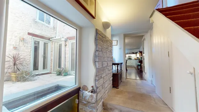 High Street, Swanage, BH19, photo 2