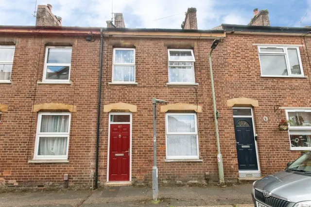 Victoria Street, Exeter, photo 1