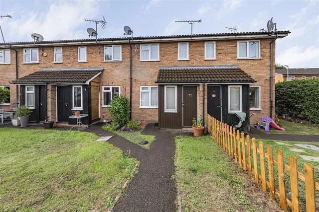 Penn Road, Datchet, SL3, photo 1