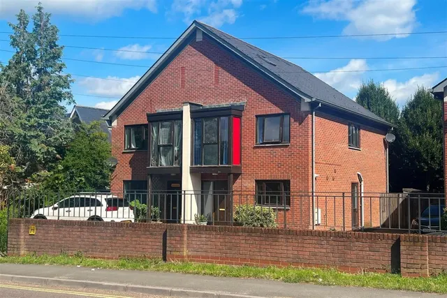 Mansfield Road, Ringwood, BH24, photo 1