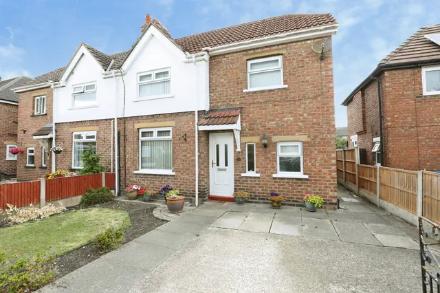 Fletcher Grove, Rudheath, NORTHWICH, photo 1
