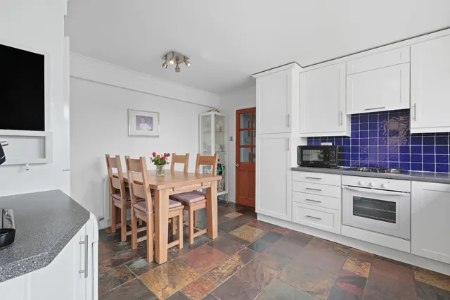 Photo 2 — Regent Close, Grays, Essex, RM16 2RD
