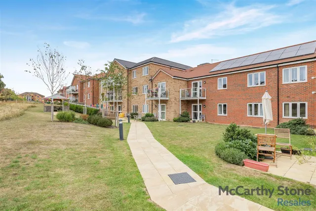 Barnsdale Drive, Westcroft, MK4, photo 1
