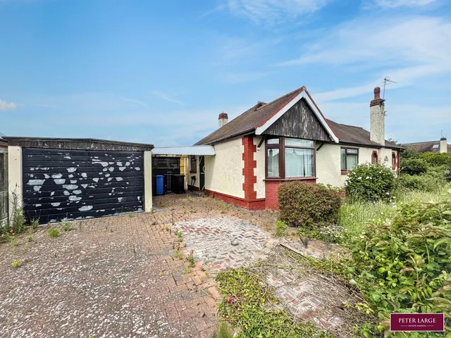Photo 3 — Marion Road, Prestatyn, Denbighshire, LL19 7DE