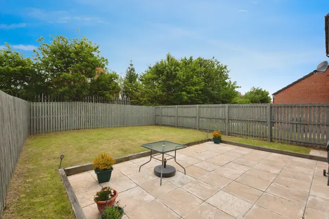 Photo 2 — Albatross Way, Ashington