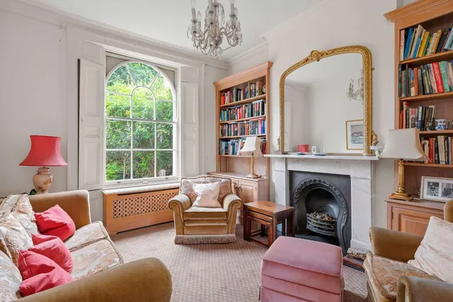 Photo 3 — Malvern Terrace, Islington, London, N1 1HR