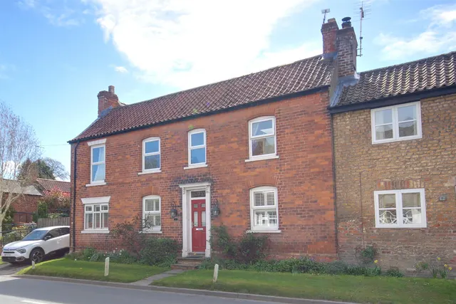 West End, Walkington, photo 1