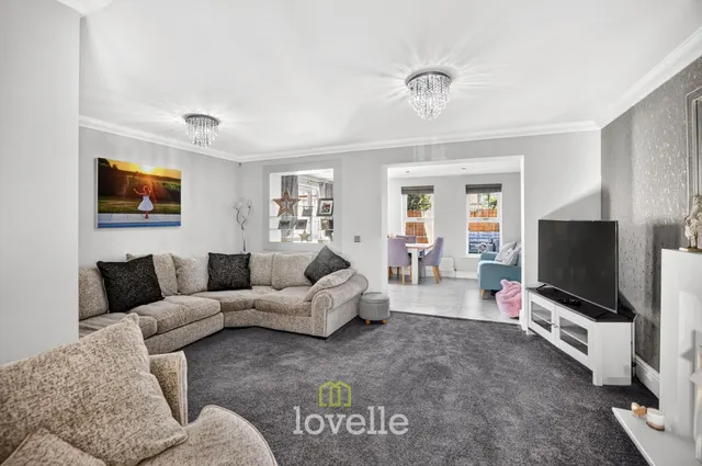 Roladan Close, New Waltham, DN36, photo 2