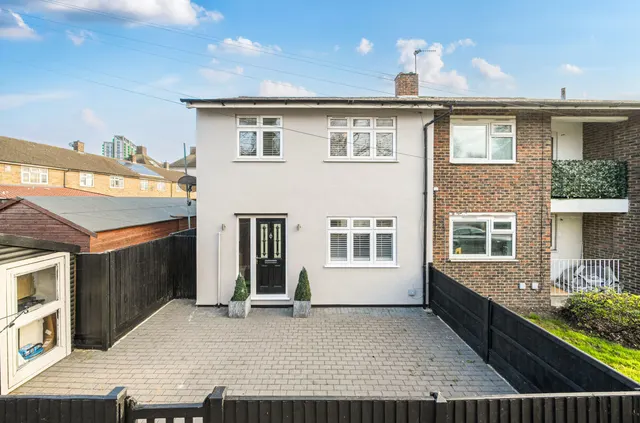 Throwley Close, Abbey Wood, SE2, photo 1
