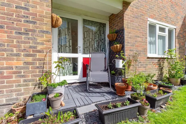 Photo 2 — Jupps Lane, Goring-By-Sea, Worthing
