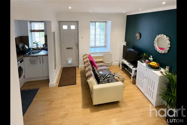 Milverton Green, Luton, LU3, photo 2