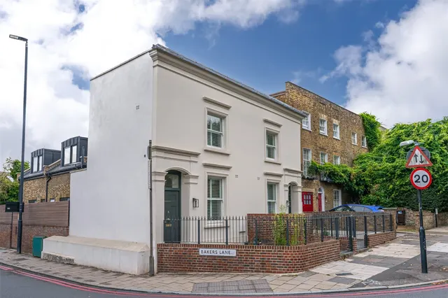 Photo 3 — North Hill, Highgate, N6