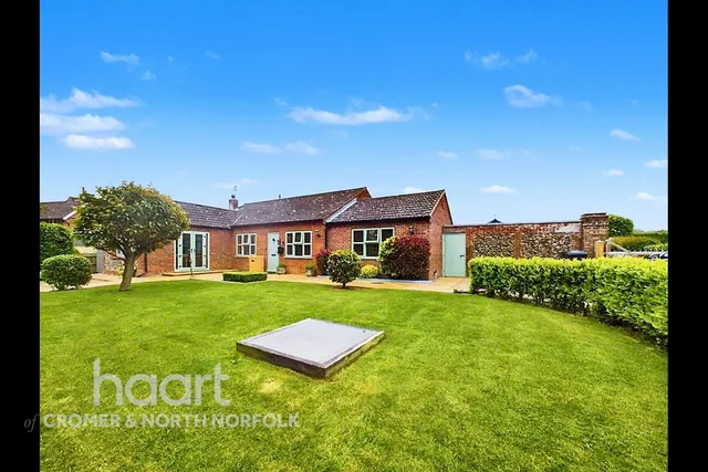 Tuppenny Grove, Holt, NR25, photo 1
