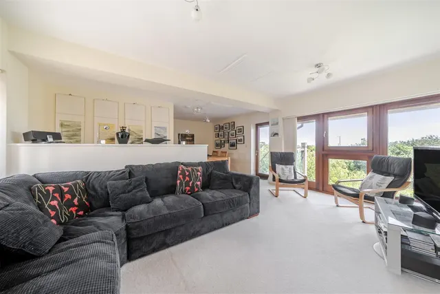 Newton Grange Close, BH19, photo 3