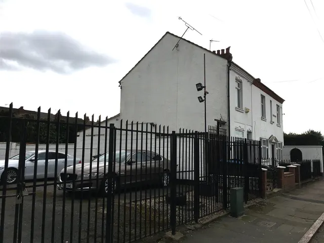 Photo 3 — Caludon Road, Coventry