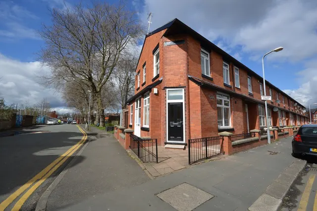 Chapel Street, Levenshulme, photo 1