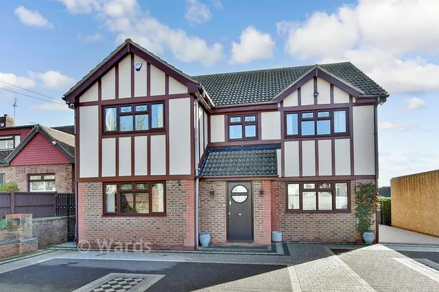 Minster Road, Minster On Sea, ME12, photo 1