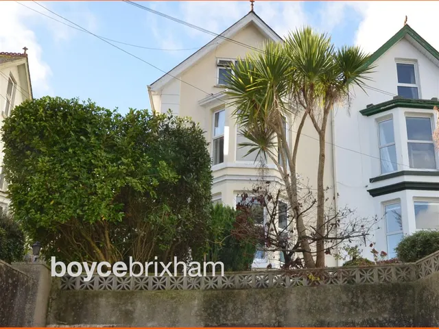 Parkham Road, photo 1