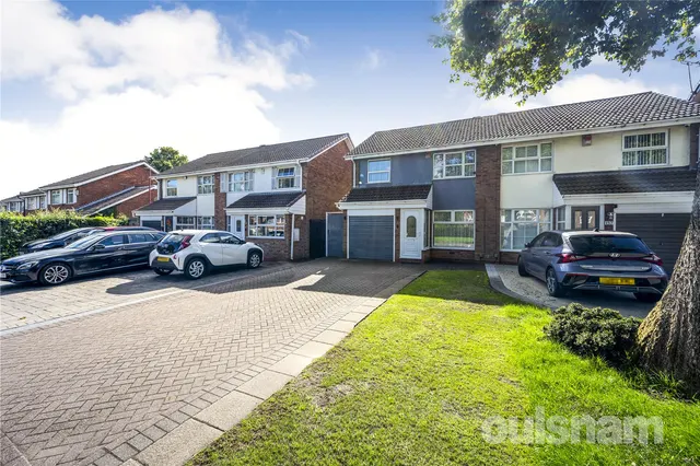 Photo 3 — Frankley Beeches Road, Northfield, B31 5LN