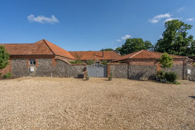 New Road, Bessingham, NR11, photo 3
