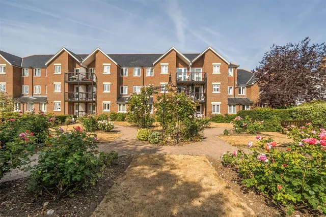 Southdown Road, Shoreham-By-Sea, BN43, photo 1