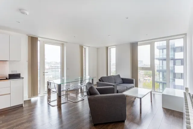 Compton House, Woolwich Arsenal, SE18, photo 1