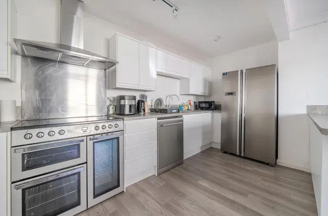 Hereford Close, Guildford, GU2, photo 3