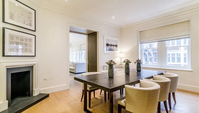 Duke Street, Mayfair, W1K, photo 3