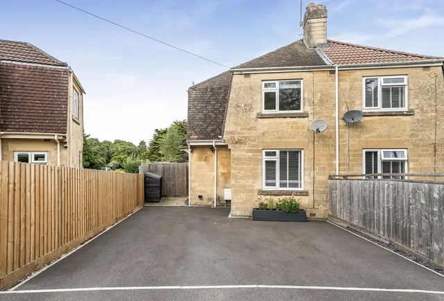 Roundhill Park, Bath, BA2 1NL, photo 1