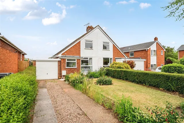 Meadow Gardens, Crediton, EX17
