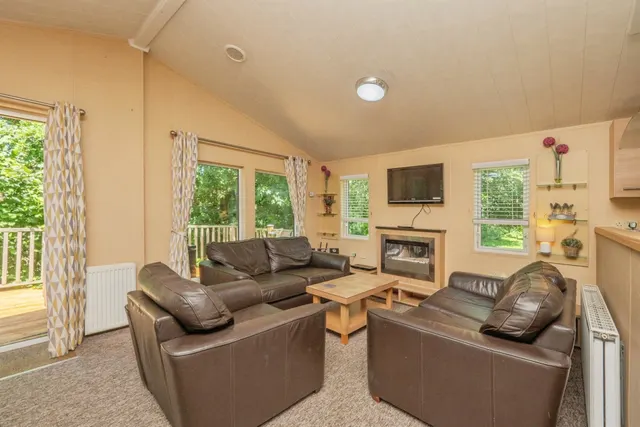 Warmwell Road, Warmwell, DT2, photo 2