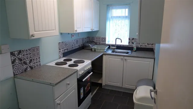 Hurn Way, Aldermans Green, CV6, photo 3