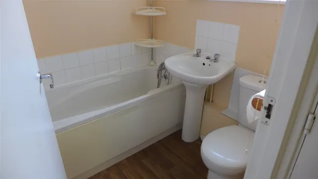 Hurn Way, Aldermans Green, CV6, photo 2