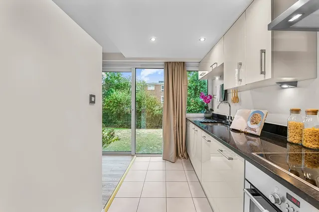 Mount Ararat Road, Richmond, TW10, photo 3
