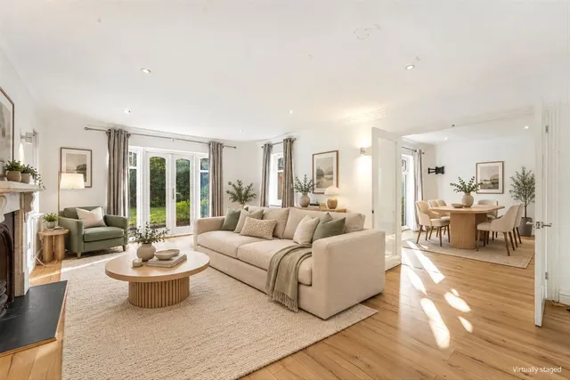 Hanger Hill, Weybridge, KT13, photo 2