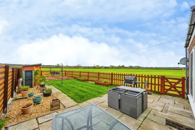 Photo 2 — Drayton Lane, Drayton Bassett, Tamworth, Staffordshire, B78