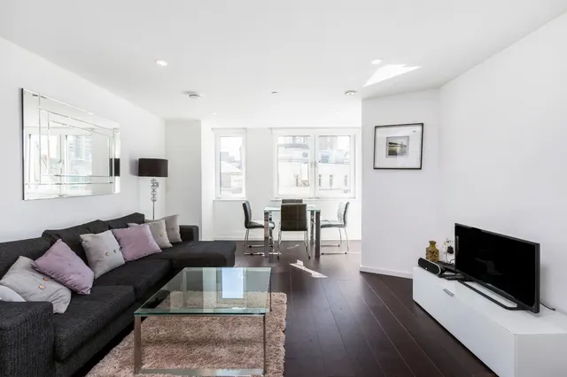City Road, London, EC1V, photo 1