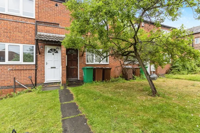 Allington Avenue, Nottingham, NG7, photo 1