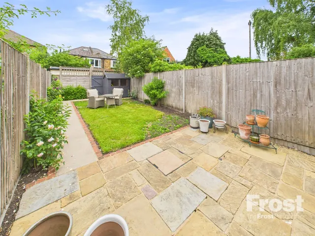 Prince Consort Cottages, Windsor, SL4, photo 1