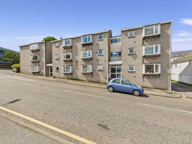 Brook Street, Falmouth, photo 1