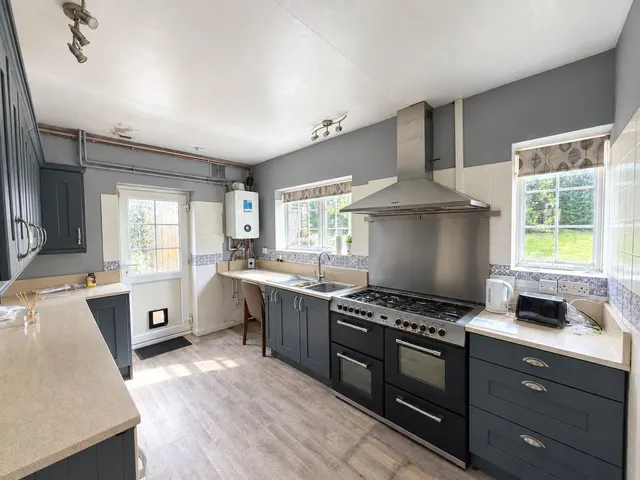 Barton Terrace, Dawlish, EX7, photo 2